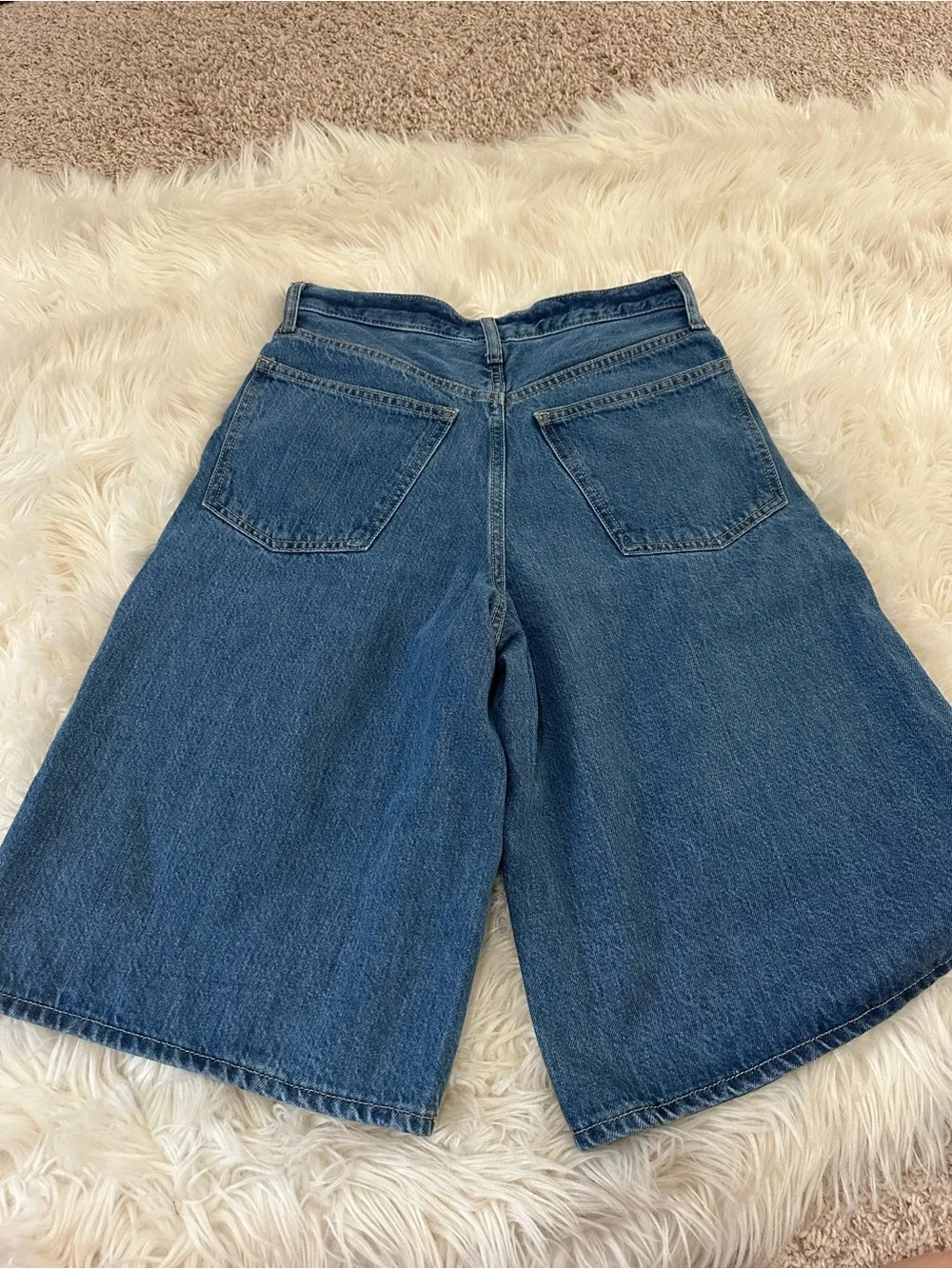 Universal Thread Women's high rise long shorts